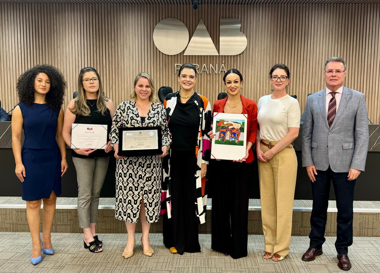 UniCuritiba recebe homenagem da OAB Paraná